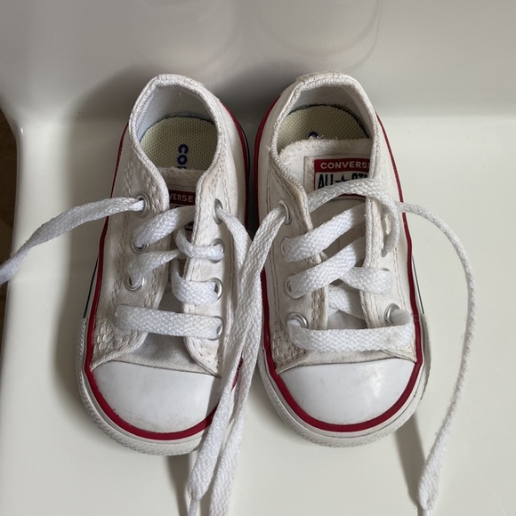 Converse Chuck Taylor All Star size 4 infant/toddler - Picture 2 of 6